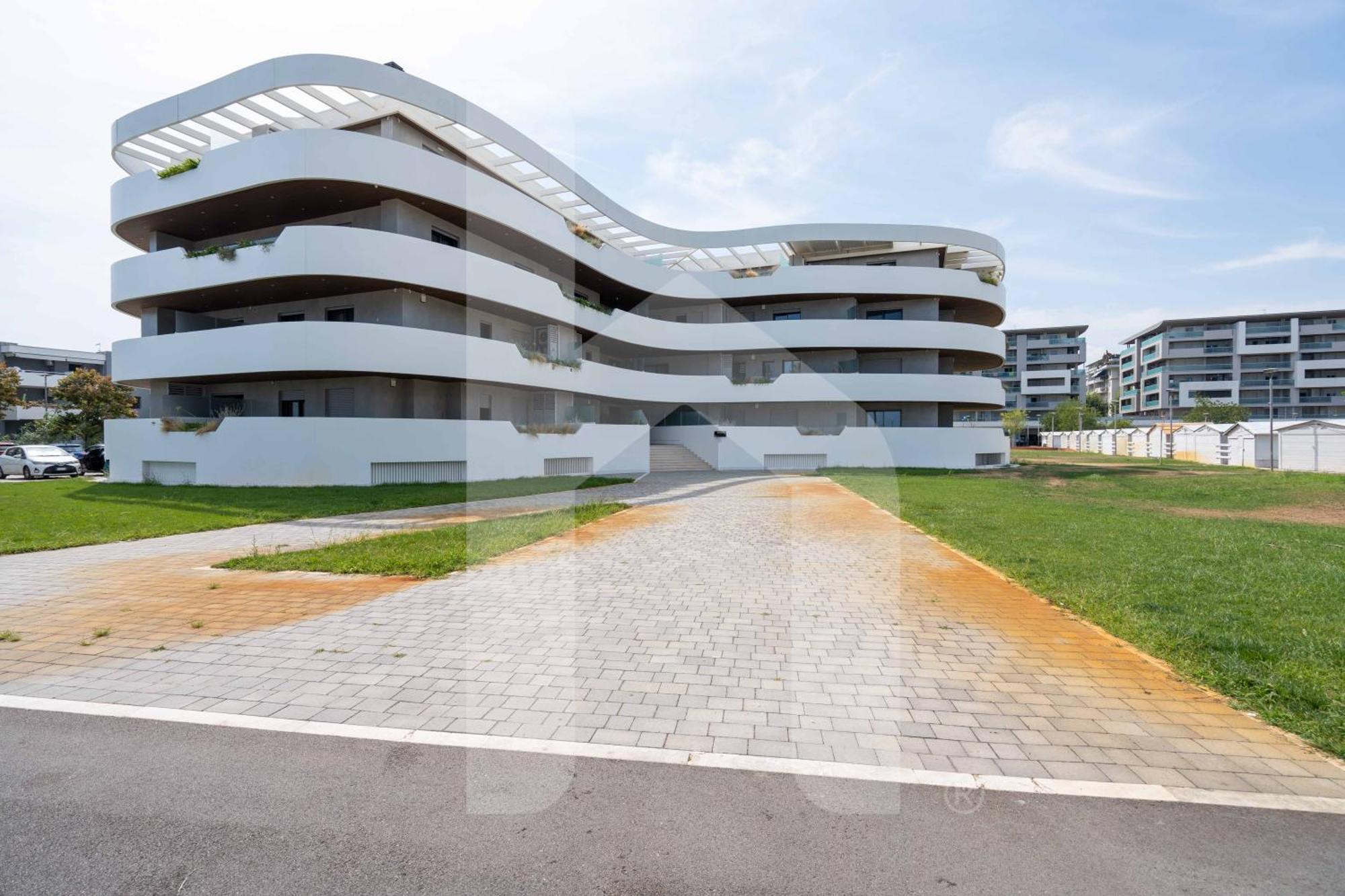 Homiday - Waterfront Montesilvano Marina Zewnętrze zdjęcie